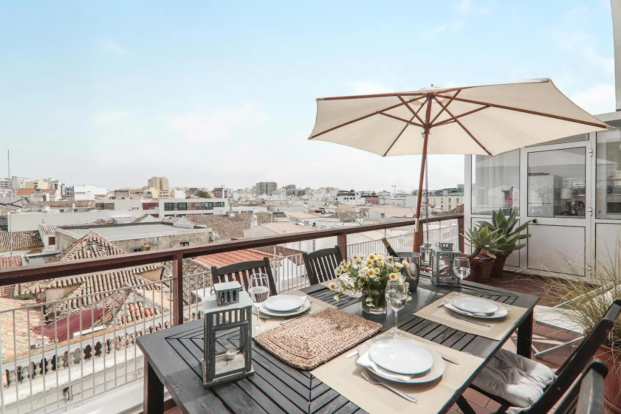 Panoramic Faro Apartment 0*,